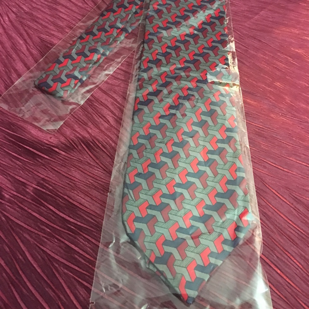 Caumont Milan Men’s NWOT Necktie